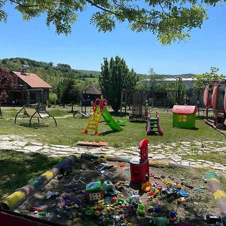 Rodjak Sa Sela Holiday home Mionica