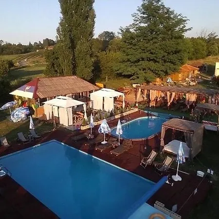 Rodjak Sa Sela Mionica