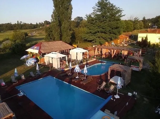 Rodjak Sa Sela Mionica